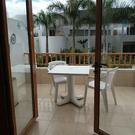 Apartment Geranios *